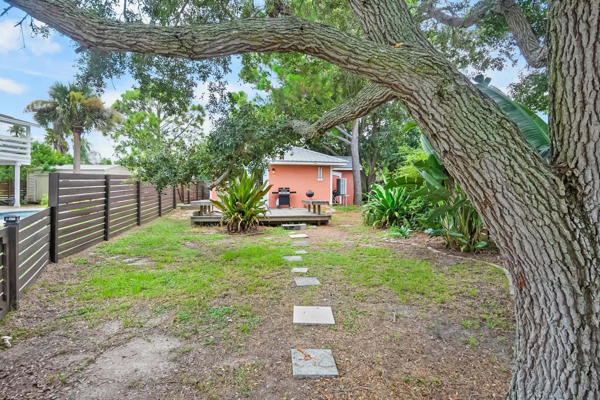 Coral Cottage, Stylish Studio Suite On Canal, Walkable To Beach, Private Parking St. Augustine Exterior photo