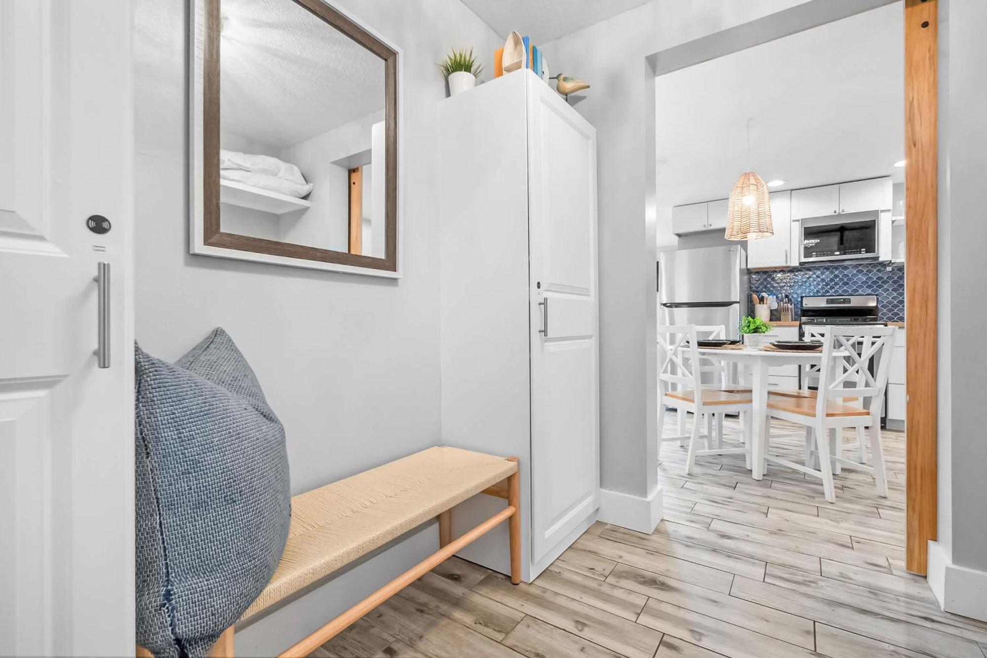Coral Cottage, Stylish Studio Suite On Canal, Walkable To Beach, Private Parking St. Augustine Exterior photo
