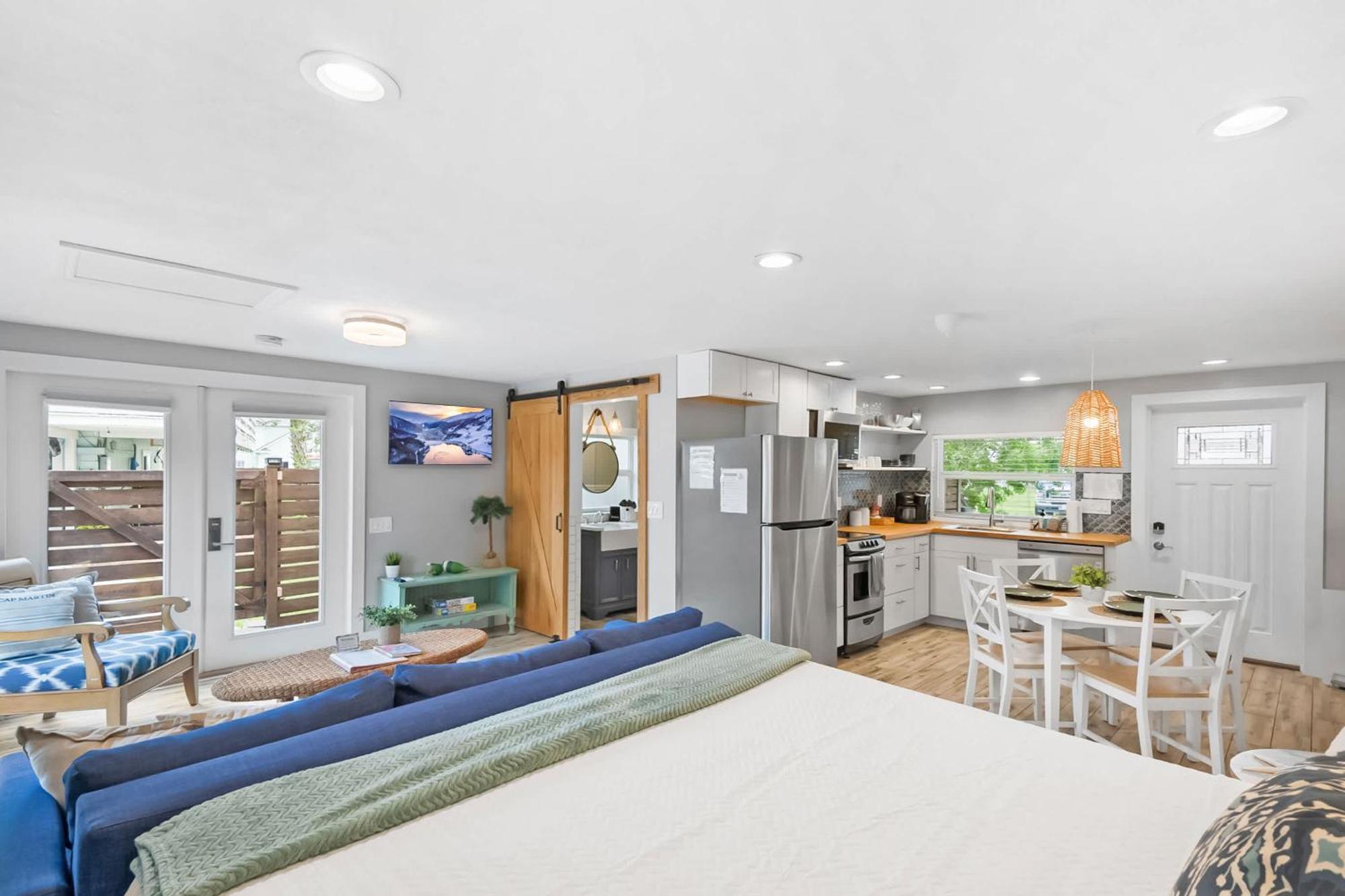 Coral Cottage, Stylish Studio Suite On Canal, Walkable To Beach, Private Parking St. Augustine Exterior photo