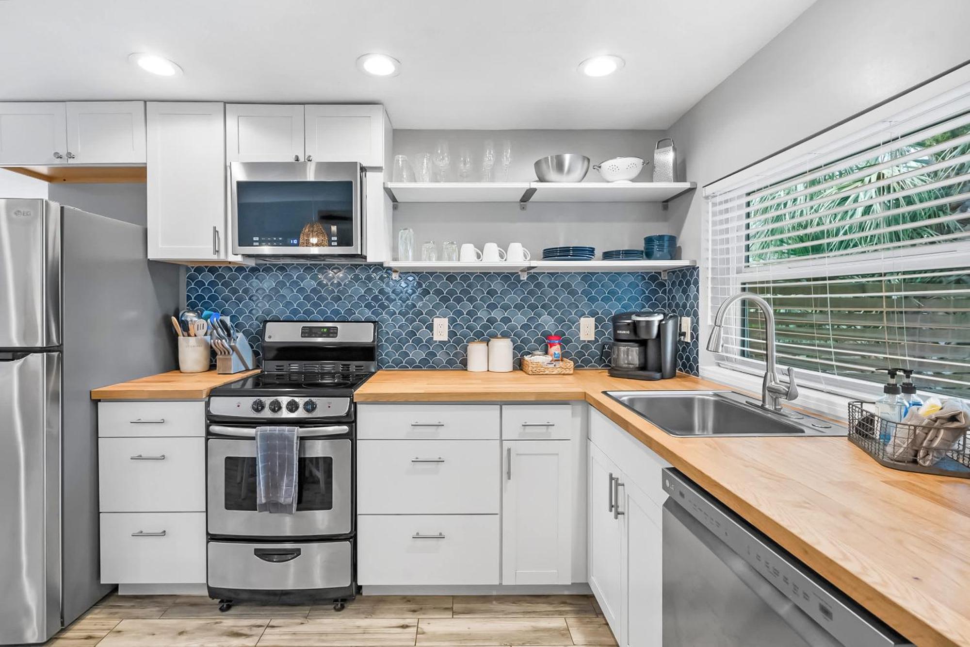 Coral Cottage, Stylish Studio Suite On Canal, Walkable To Beach, Private Parking St. Augustine Exterior photo